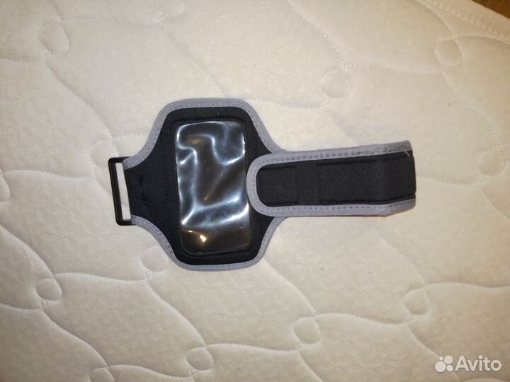 Чехол на телефон на руку