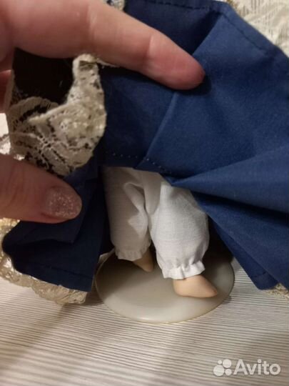 Старинная фарфоровая кукла