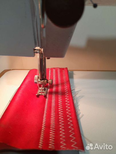 Швейная машина Чайка 134А