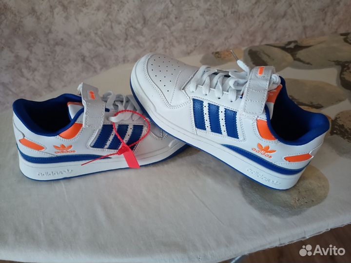 Кроссовки женские adidas