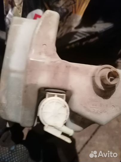 Бочек омывателя