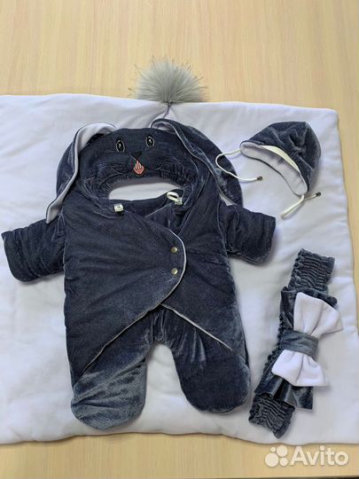 Новый комплект на выписку «Зайчонок»