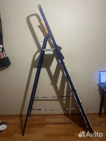 Лестница стремянка