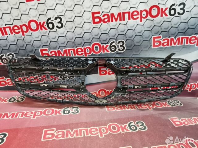 Решетка радиатора передняя Mercedes-Benz GLC-Class