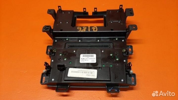 Панель управления магнитолой Ford Edge 2013