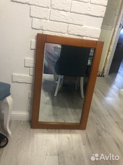 Зеркало настенное