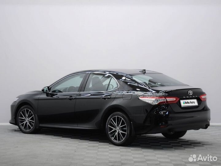 Toyota Camry 2.5 AT, 2021, 68 190 км