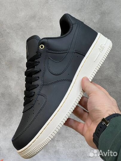 Nike air force 1 чёрные разм. 43