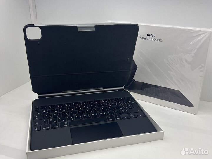 Новая Magic Keyboard iPad pro 11 черная