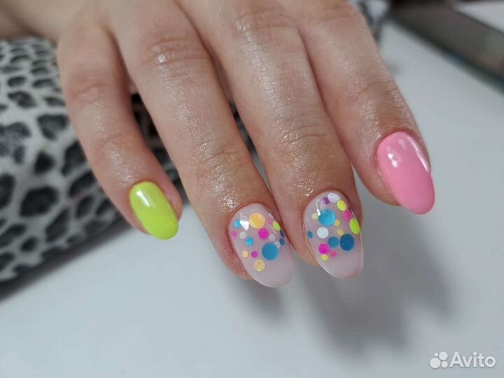 Маникюр и педикюр