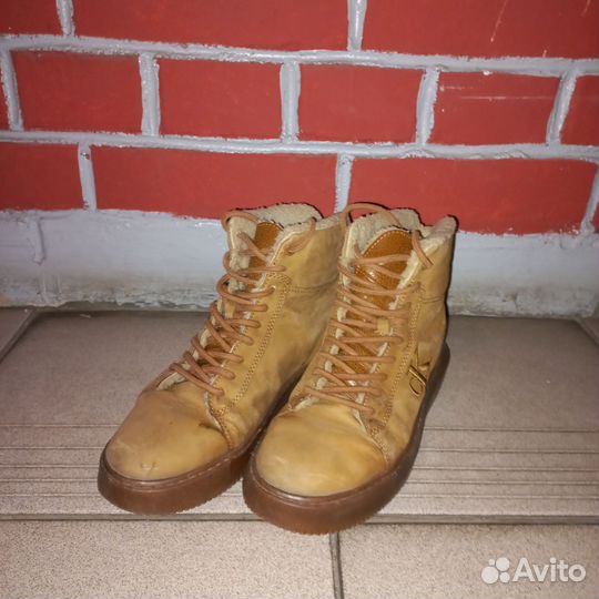 Ботинки Calvin Klein 39