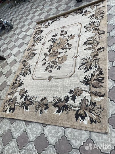 Ковер 2,70 на 1,80