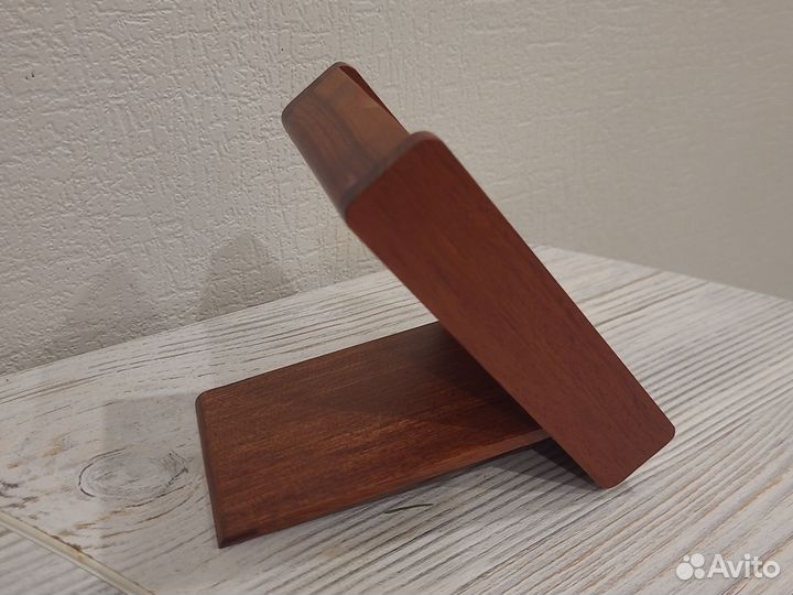 Настольные часы