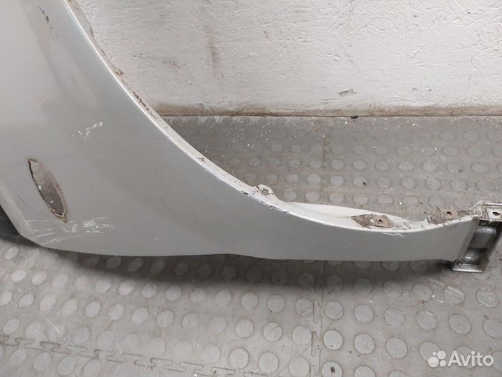 Крыло правое переднее Nissan Almera Tino