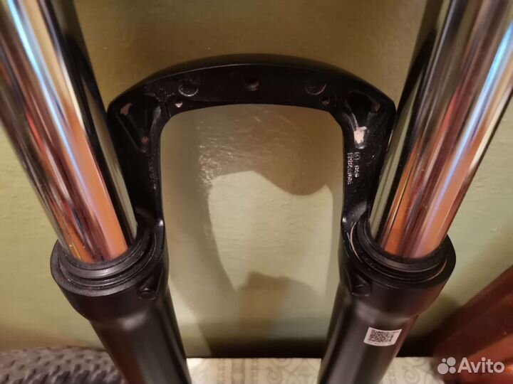 Вилка Suntour XCM32 DS