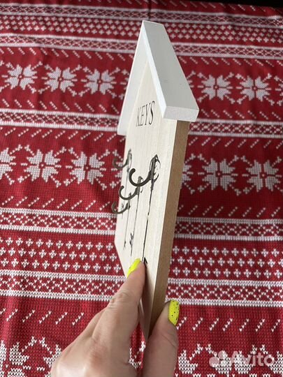 Ключница настенная из дерева