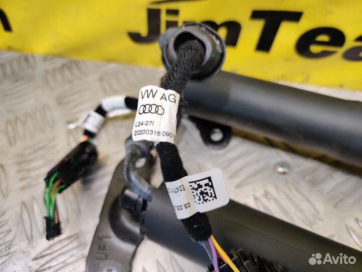 Привод крышки багажника Audi Q3 Sportback F3 dfga