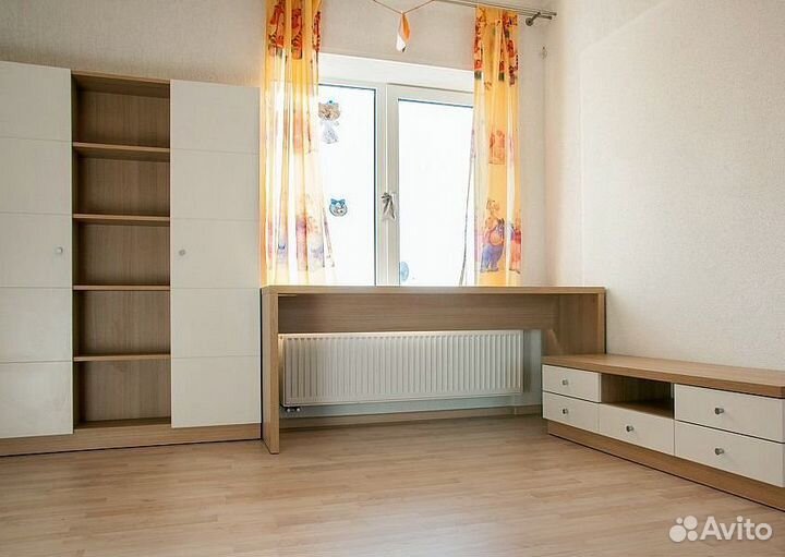 Школьный стол со шкафом в рассрочку