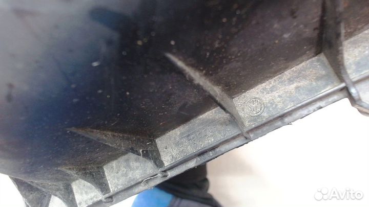 Корпус воздушного фильтра Volkswagen Sharan, 2003