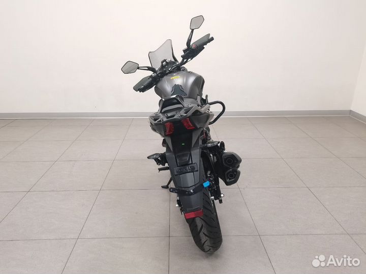 Мотоцикл Dominar 400