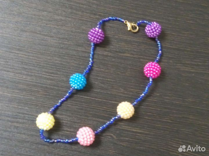 Ожерелье из бисера