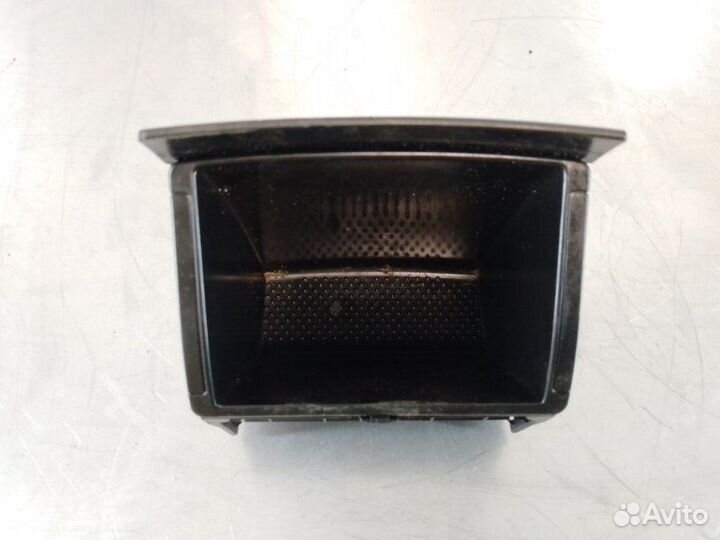 Бардачок задний в консоль Skoda Octavia (A5 1Z)