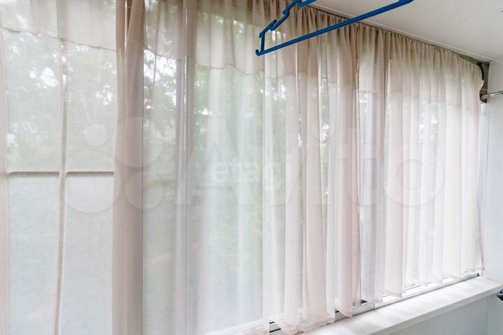 2-к. квартира, 42 м², 3/5 эт.