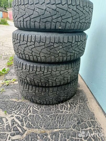 Pirelli Ice Zero 195/60 R15 88