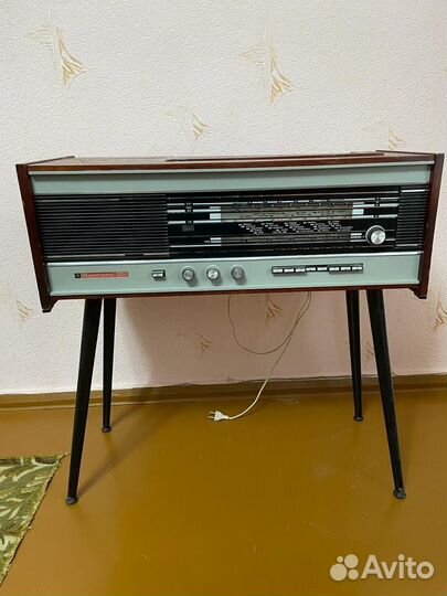 Радиола кантата 204
