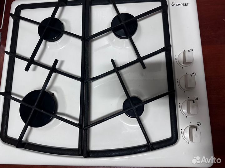 Газовая варочная панель 4 конфорки гефест б/у