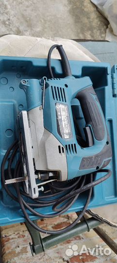 Электро лобзик Makita jv0600k