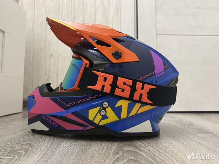 Мотошлем кроссовый