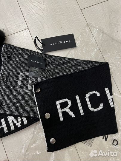 John Richmond шапка и шарф