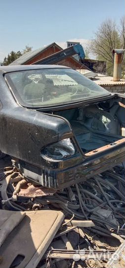 Задние левое крыло Mercedes-Benz W210