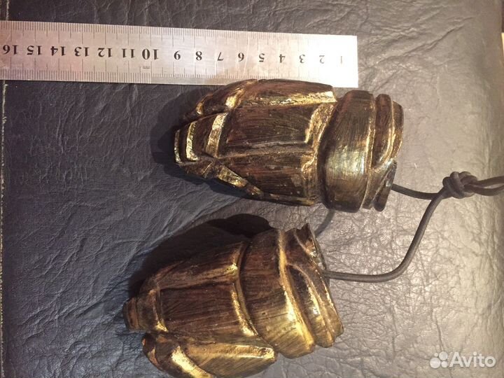 Хоккейные резные перчатки