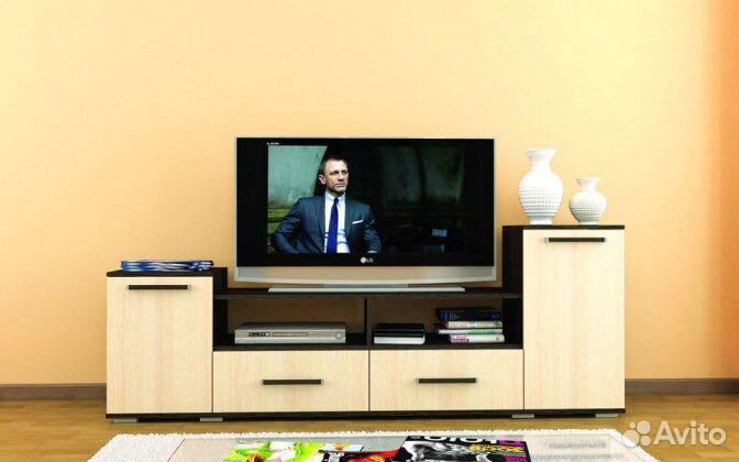 Тумба под телевизор Парус-2