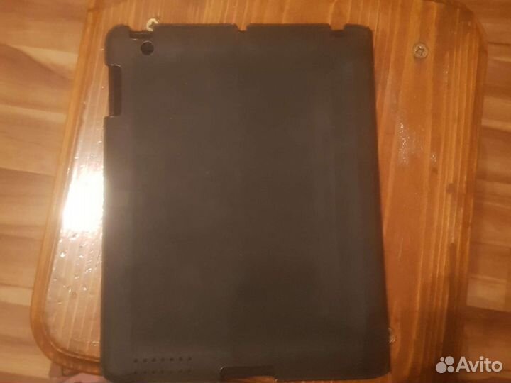 Чехол на iPad