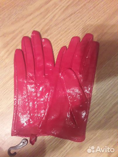 Перчатки женские кожаные новые