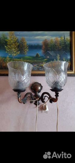 Люстра и бра с хрустальными плафонами