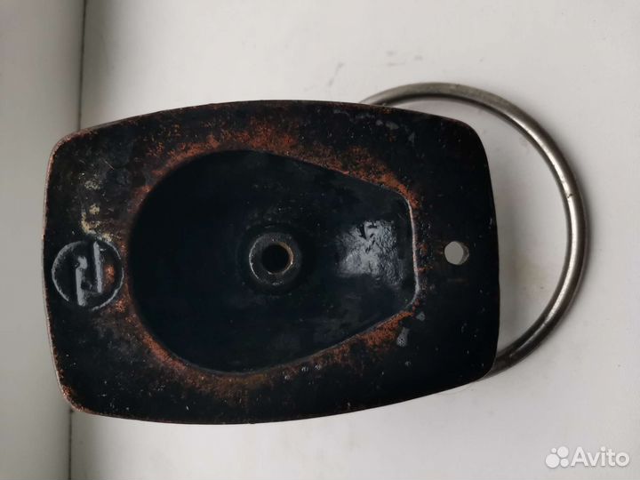 Дверная ручка со львом