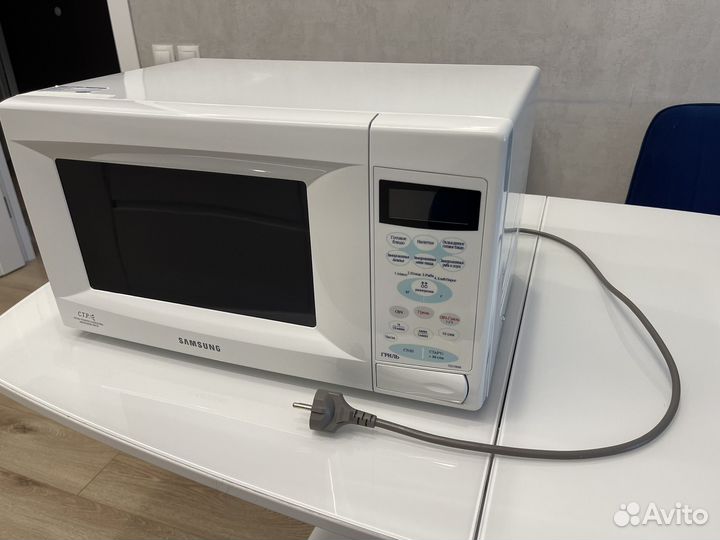 Микроволновая печь Samsung се2738NR
