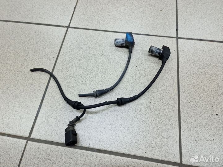 Датчик ABS (абс) передний на Audi A4 B6, A4 B7