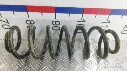 Пружина задняя volkswagen passat B6 (YEA12LY02)