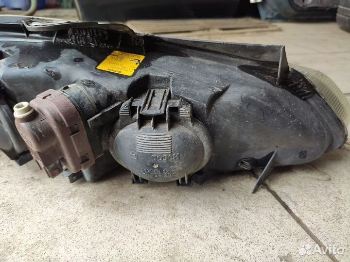 Фара левая Peugeot 406