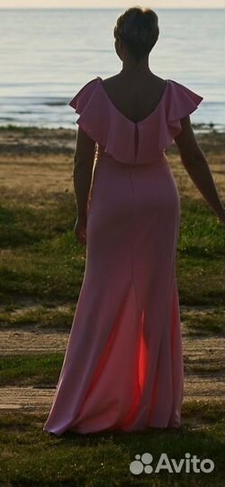 Вечернее платье в пол 46 размер