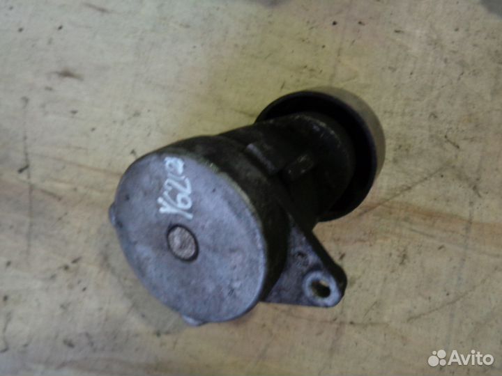 Ниссан патрол Y62, Натяжной ролик приводного ремня