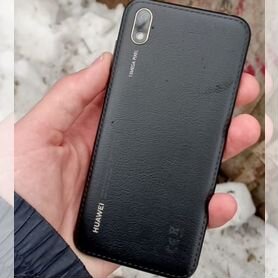 HUAWEI Y5 (2019), 2/32 ГБ