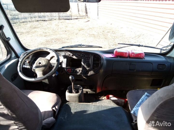 Междугородний / Пригородный автобус Hyundai County, 2011