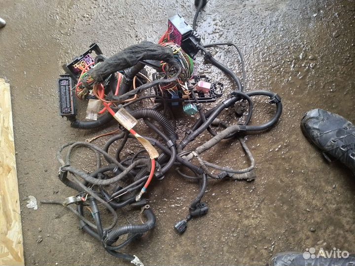 Подкапотная проводка Volkswagen transporter T5 AXD