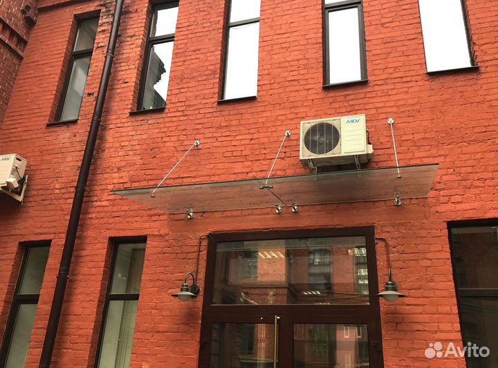 Стеклянный козырек, навес